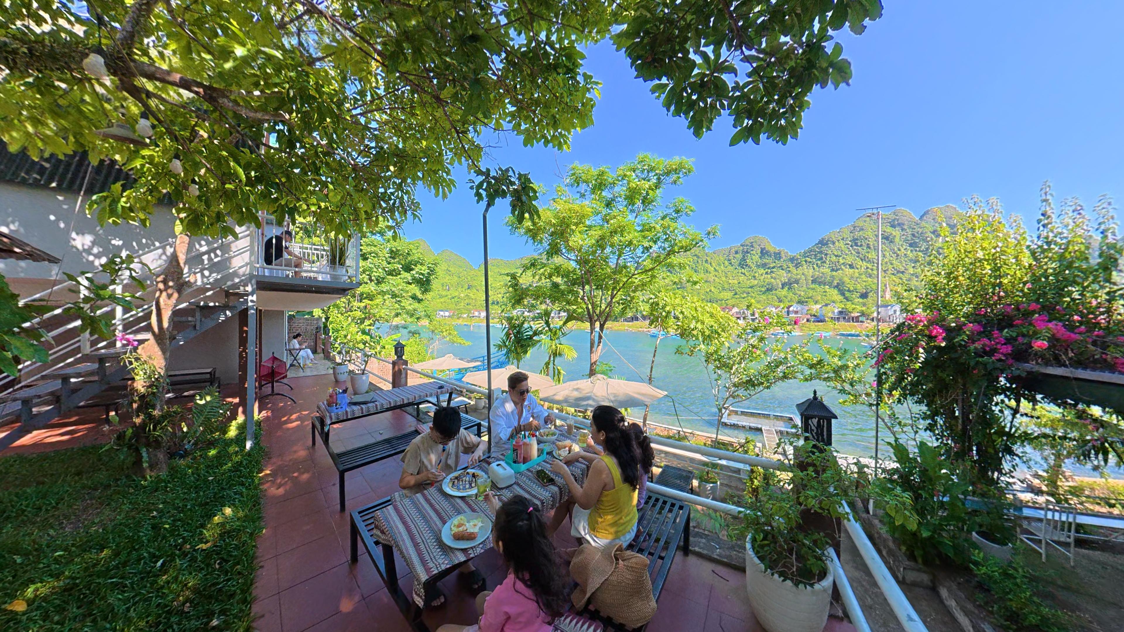 Quảng Bình - Hà Nội